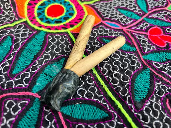 Condor Serpentine Stone and Palo Santo Kuripe3