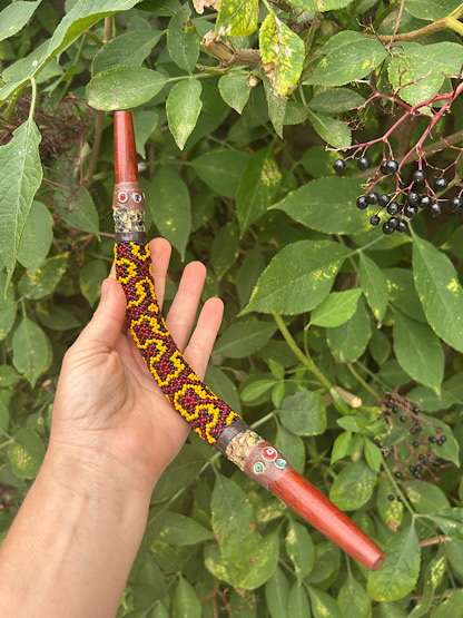 shipibo tepi brown & yellow