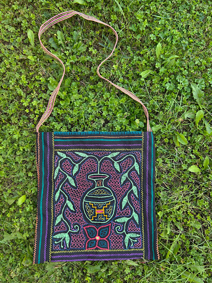 Shipibo Icaro Bag