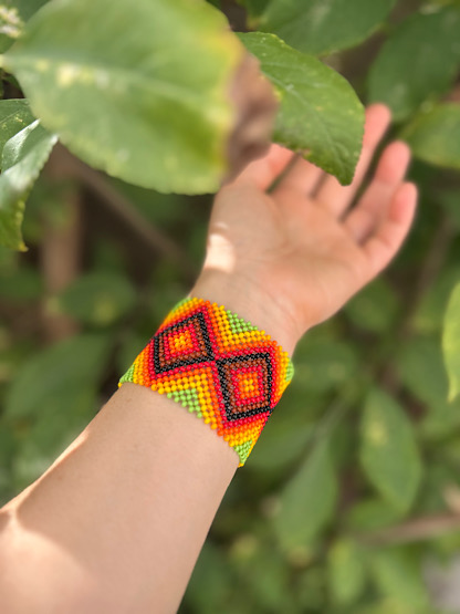 Noke Koî Half Cuff